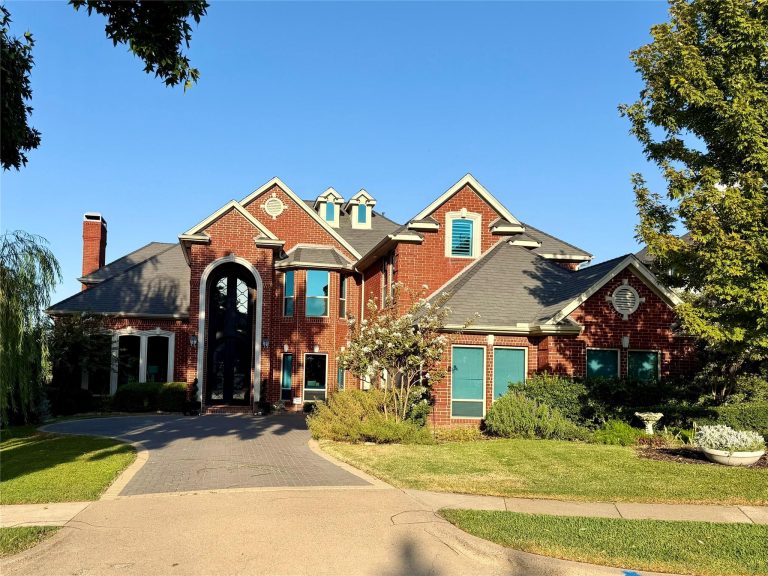 Property Photo of 7501 Sweetgum Drive, Irving 75063 – Home for Sale in Irving
