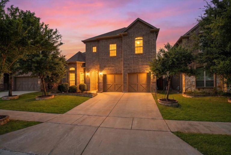 Property Photo of 6749 Cambridge Drive, North Richland Hills 76180 – Home for Sale in North Richland Hills