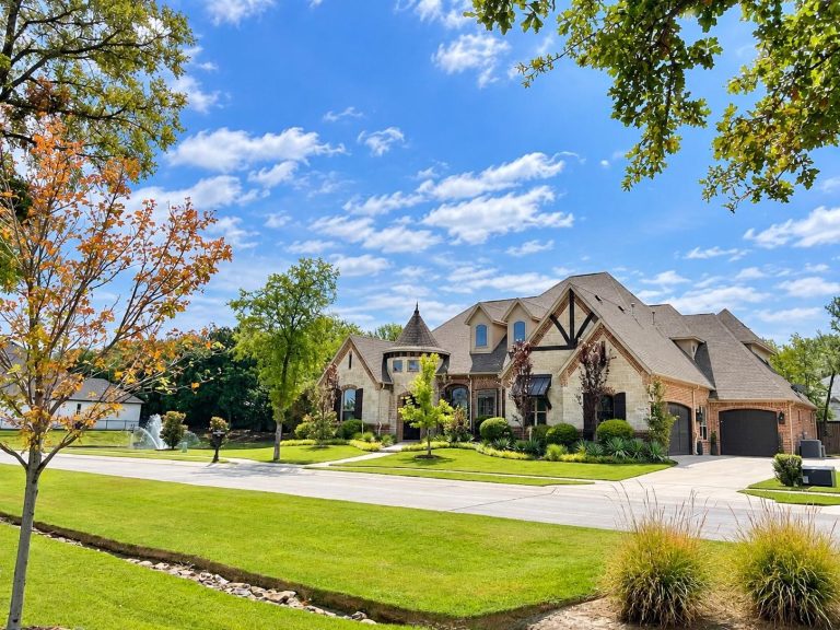 Property Photo of 2624 Lake Shore Drive, Keller 76248 – Home for Sale in Keller