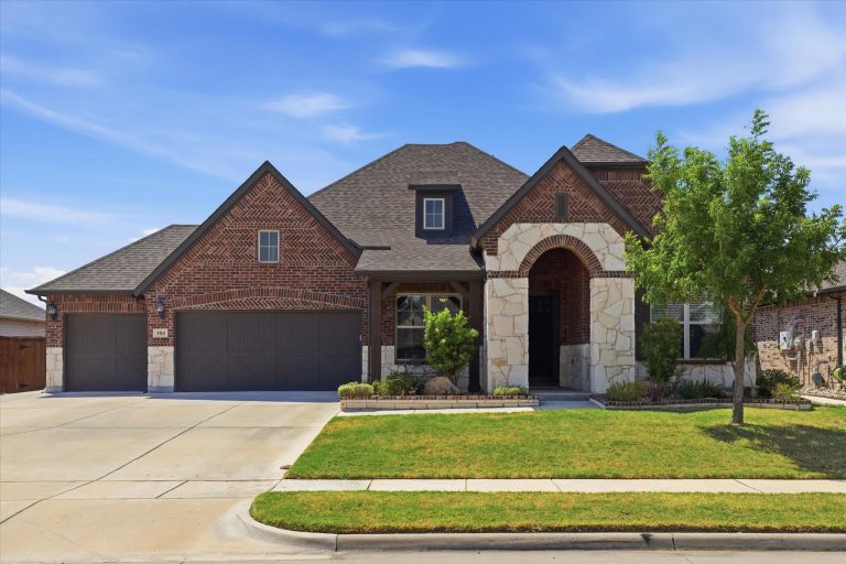 Property Photo of 304 Kellan Court, Hickory Creek 75065 – Home for Sale in Hickory Creek