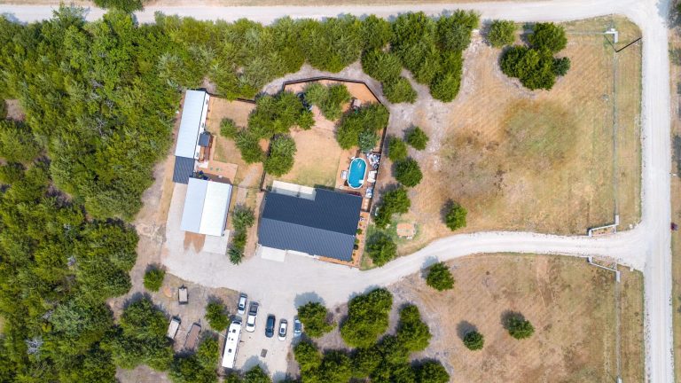 Property Photo of 224 Lyla Lane, Whitewright 75491 – Home for Sale in Whitewright
