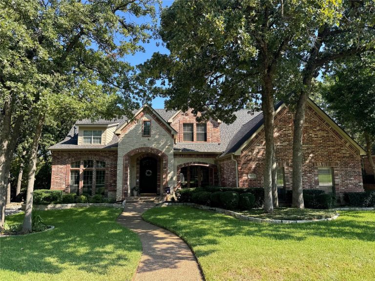 Property Photo of 208 Polo Trail, Colleyville 76034 – Home for Sale in Colleyville