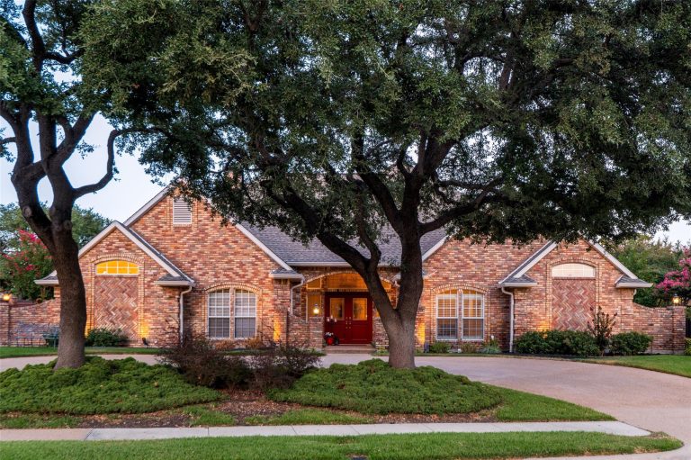 Property Photo of 1608 Breakwater Lane, Plano 75093 – Home for Sale in Plano