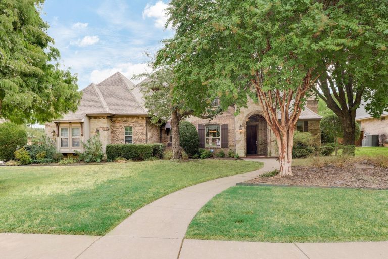 Property Photo of 3905 Andrew Avenue, Denton 76210 – Home for Sale in Denton