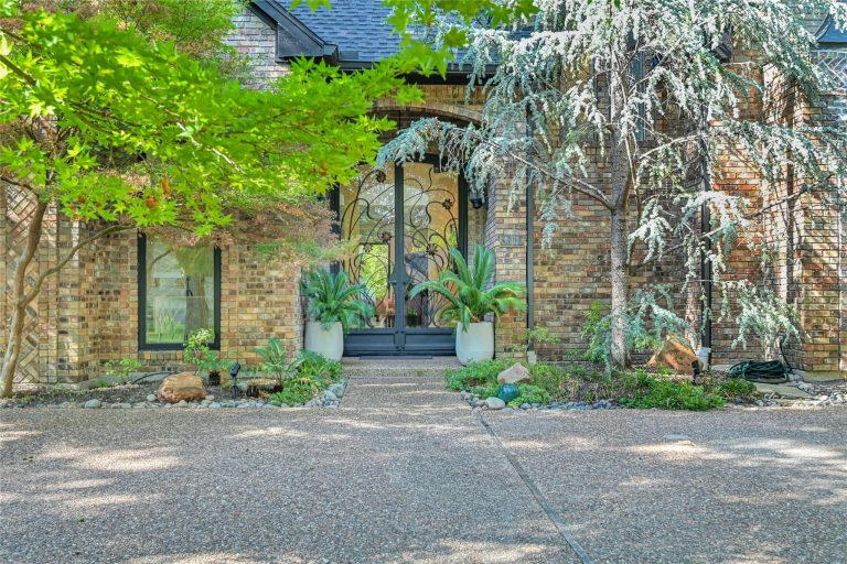 Property Photo of 5819 Flintshire Lane, Dallas 75252 – Home for Sale in Dallas