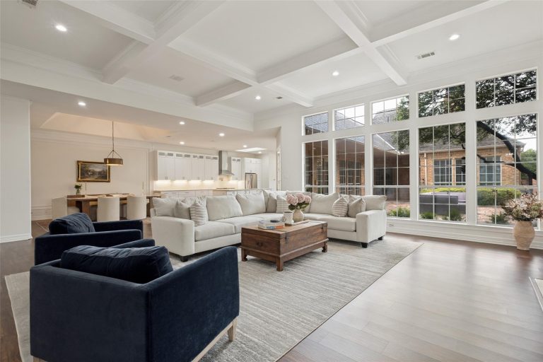 Property Photo of 7 Carmarthen Court, Dallas 75225 – Home for Sale in Dallas