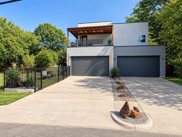 Property Photo of 3912 Munger Avenue, Dallas 75204 – Home for Sale in Dallas