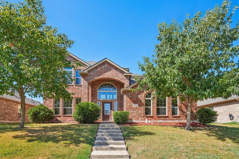 Property Photo of 123 Parkwood Drive, Wylie 75098 – Home for Sale in Wylie