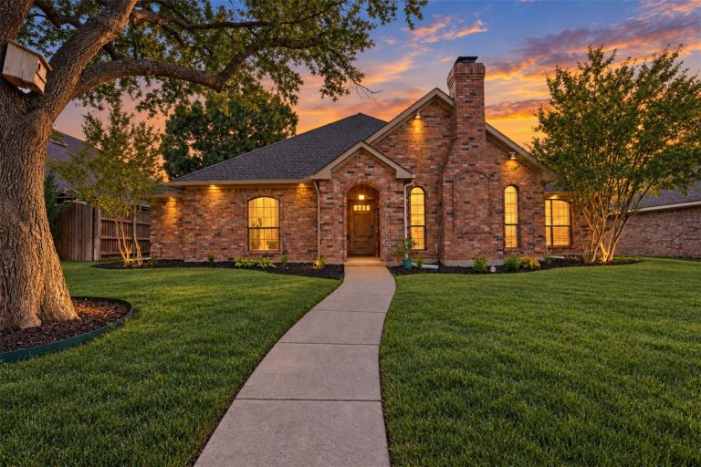 Property Photo of 6309 Bradley Lane, Plano 75023 – Home for Sale in Plano