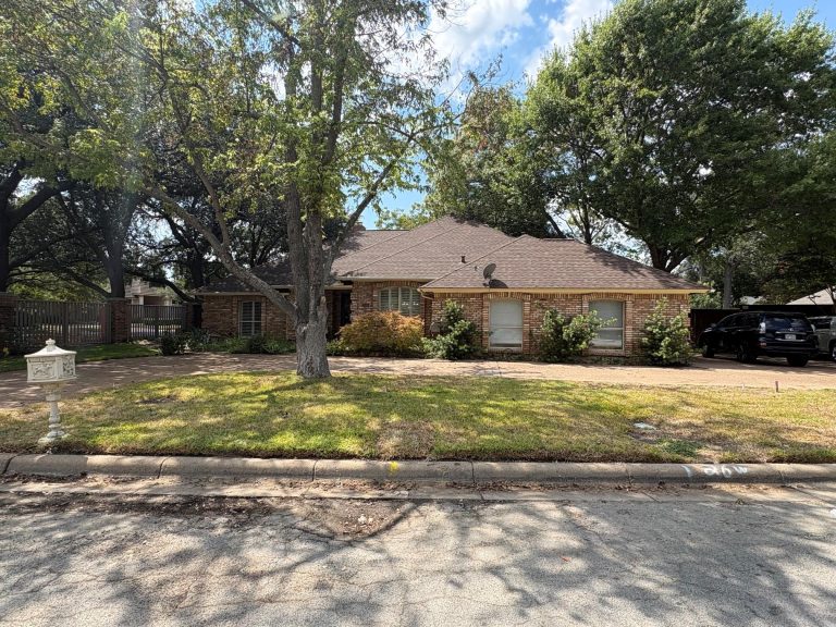 Property Photo of 7056 Allen Place Drive, Fort Worth 76116 – Home for Sale in Fort Worth