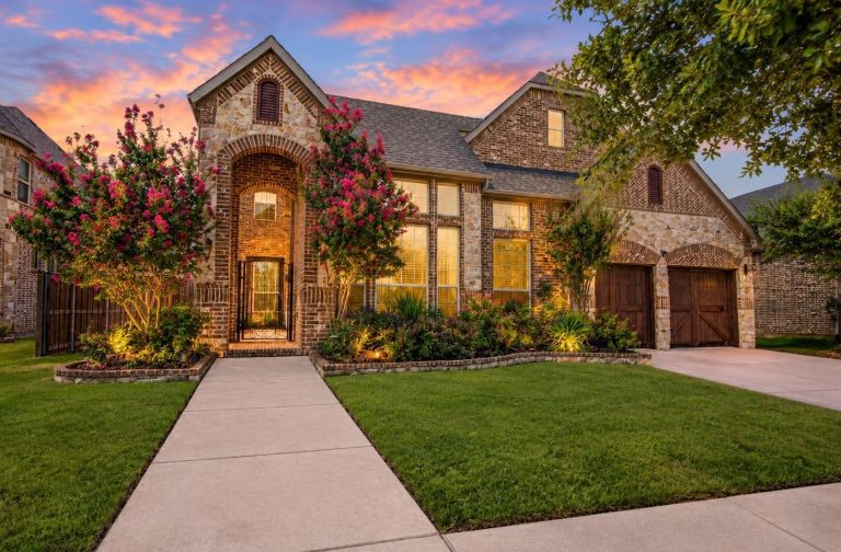 Property Photo of 4009 Jasmine Fox Lane, Arlington 76005 – Home for Sale in Arlington