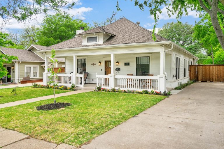 Property Photo of 5727 Victor Street, Dallas 75214 – Home for Sale in Dallas