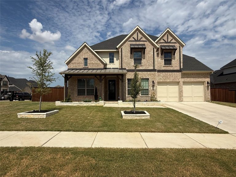Property Photo of 2008 Hamilton Park Drive, Mansfield 76063 – Home for Sale in Mansfield