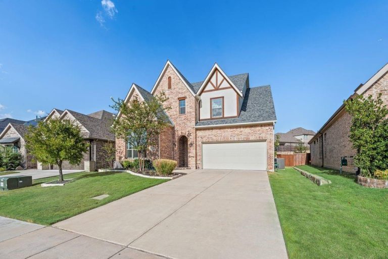 Property Photo of 11458 Misty Ridge Drive, Flower Mound 76262 – Home for Sale in Flower Mound