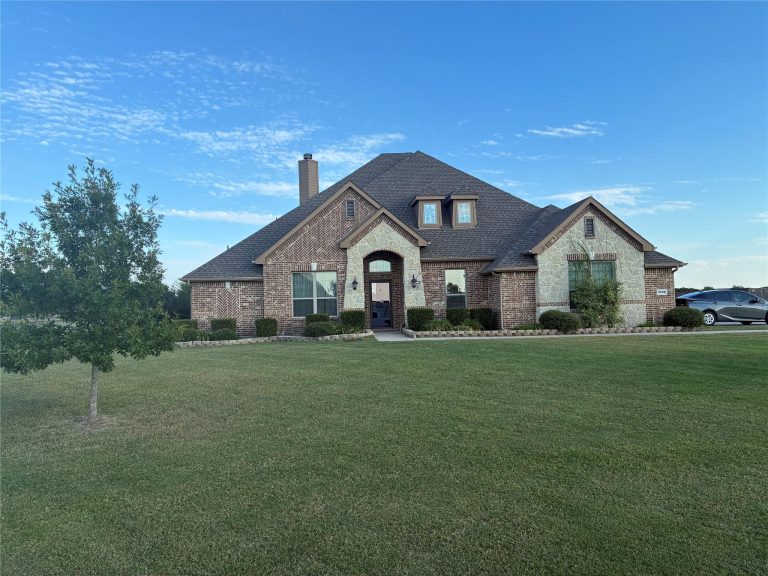 Property Photo of 2231 Riverside Drive, Kaufman 75142 – Home for Sale in Kaufman