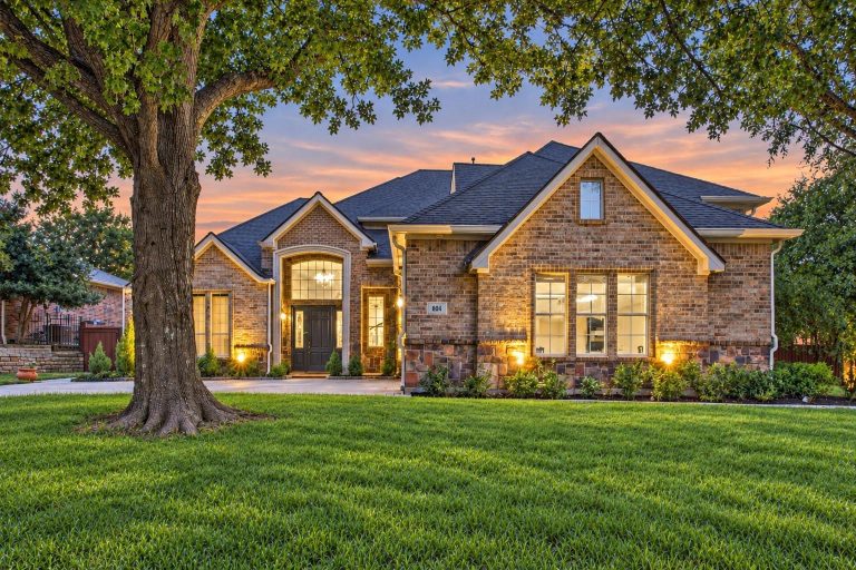 Property Photo of 804 Lakewood Drive, McKinney 75072 – Home for Sale in McKinney