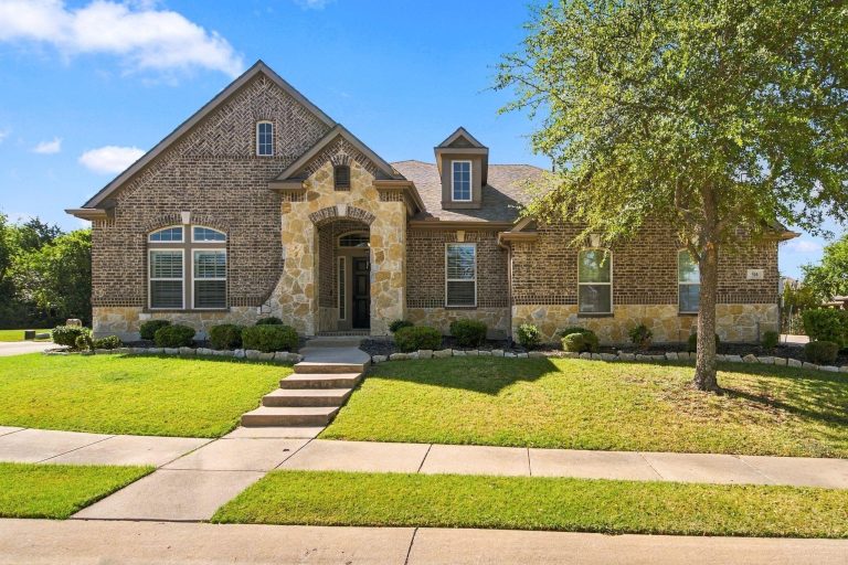 Property Photo of 506 Longfellow Lane, Fairview 75069 – Home for Sale in Fairview