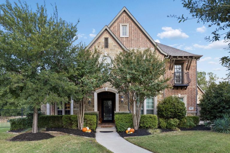 Property Photo of 1021 Berkshire Road, Southlake 76092 – Home for Sale in Southlake