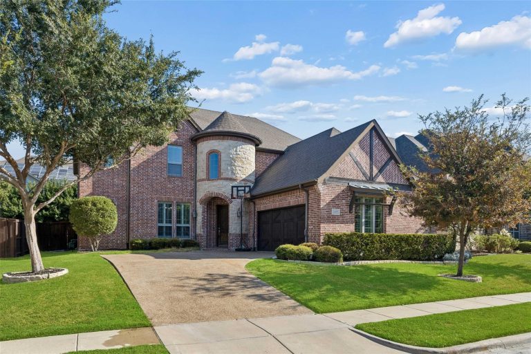 Property Photo of 3409 Dunbar Court, The Colony 75056 – Home for Sale in The Colony