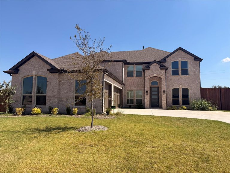 Property Photo of 1806 Whisperwood Way, Midlothian 76065 – Home for Sale in Midlothian