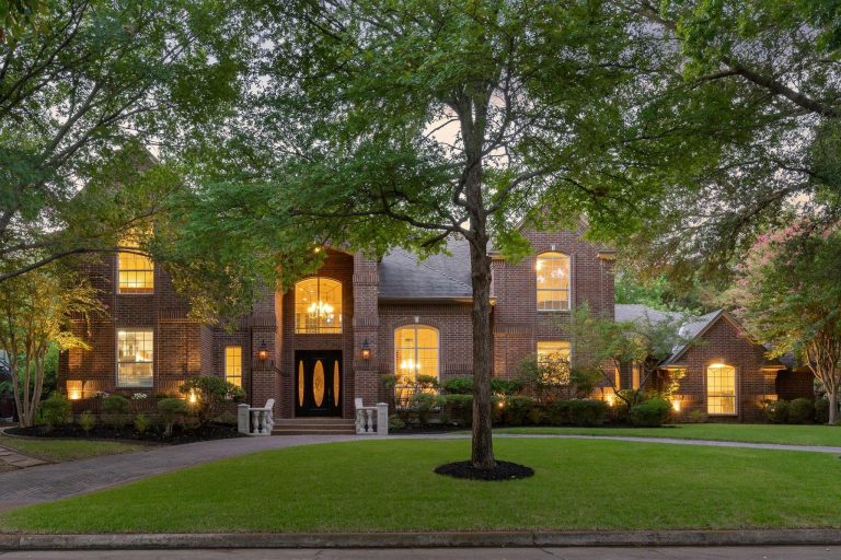 Property Photo of 303 Covington Way, Colleyville 76034 – Home for Sale in Colleyville