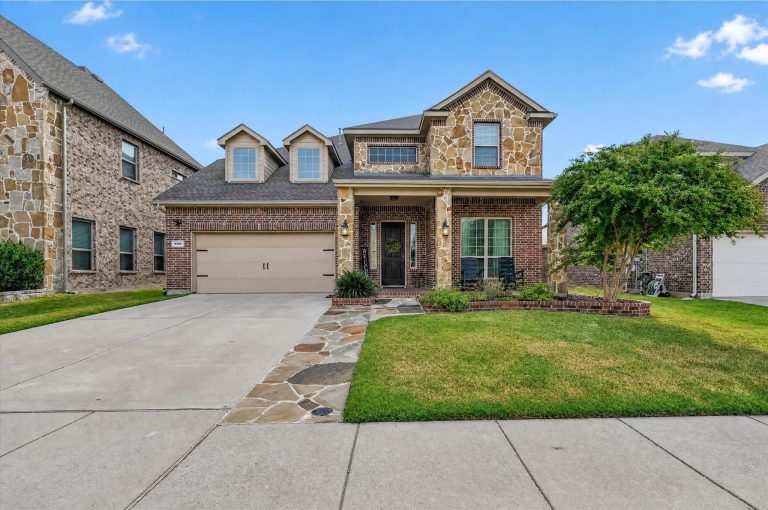 Property Photo of 809 Wimberly Circle, McKinney 75072 – Home for Sale in McKinney