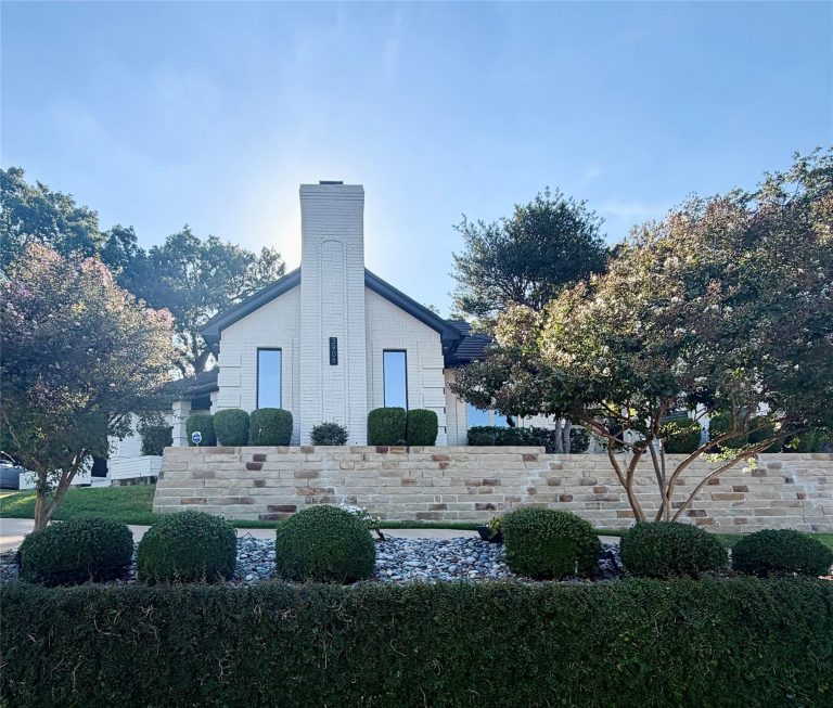 Property Photo of 3908 Woodstock Drive, Colleyville 76034 – Home for Sale in Colleyville