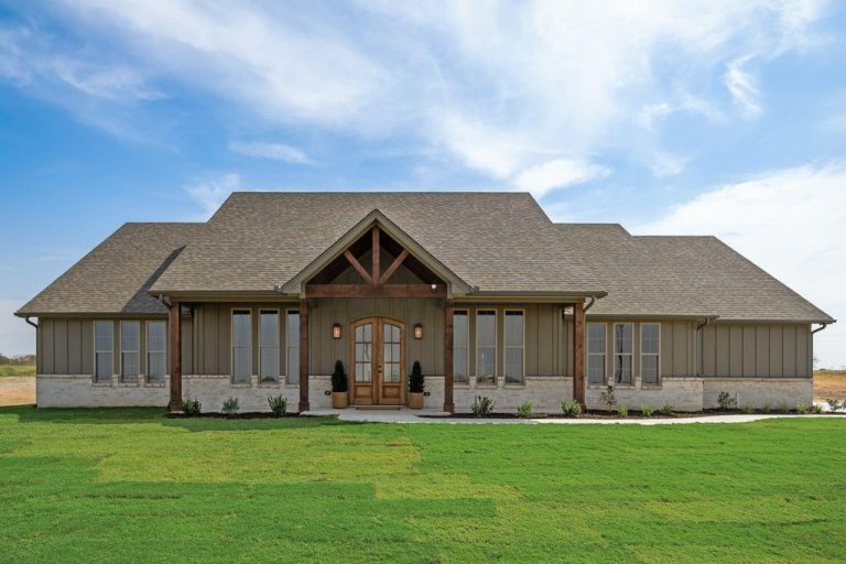 Property Photo of 120 Quail Run Court, Decatur 76234 – Home for Sale in Decatur