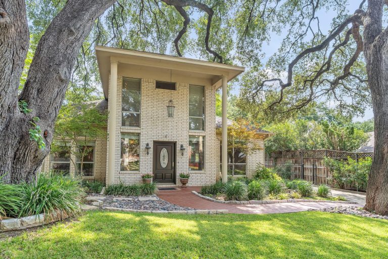 Property Photo of 6904 Allen Place Drive, Fort Worth 76116 – Home for Sale in Fort Worth