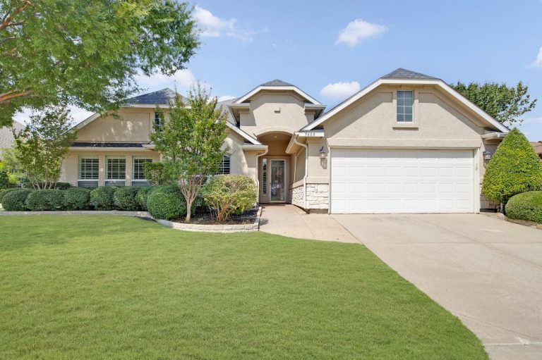 Property Photo of 9608 Grandview Drive, Denton 76207 – Home for Sale in Denton