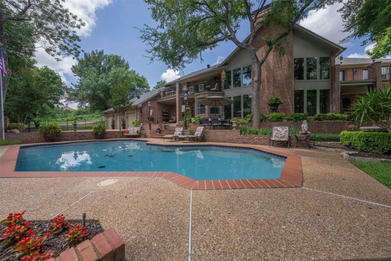 Property Photo of 401 Canyon Creek Trail, Fort Worth 76112 – Home for Sale in Fort Worth