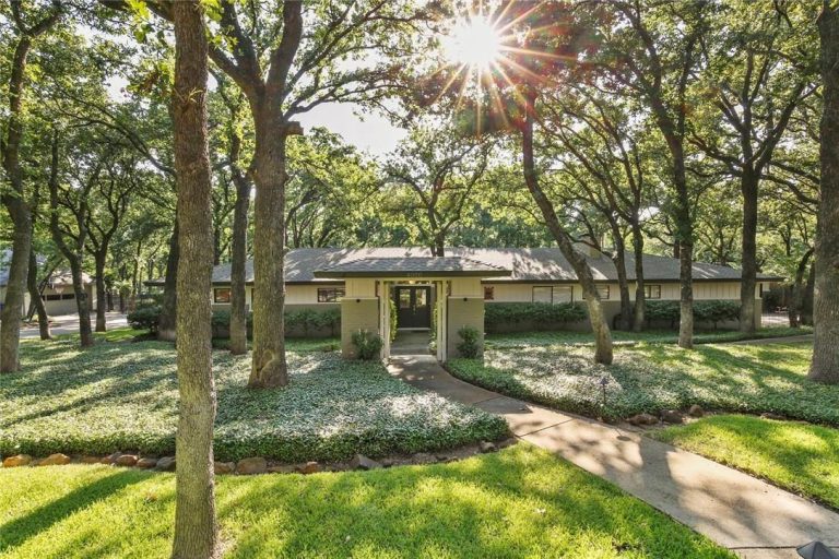 Property Photo of 4000 Deepwood Street, Colleyville 76034 – Home for Sale in Colleyville