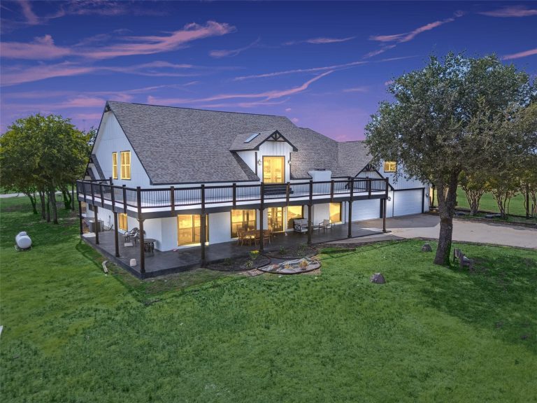 Property Photo of 7617 Sky Road, Godley 76044 – Home for Sale in Godley