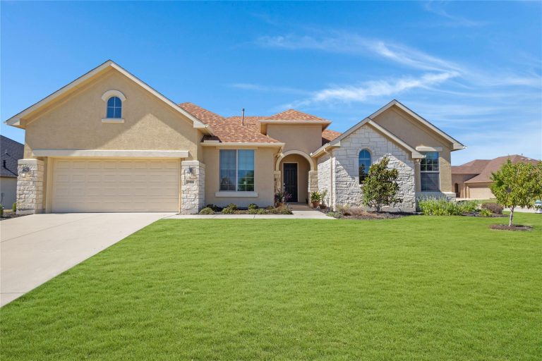 Property Photo of 11804 Willet Way, Denton 76207 – Home for Sale in Denton