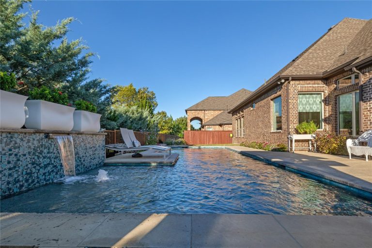 Property Photo of 101 Stillwater Circle, Colleyville 76034 – Home for Sale in Colleyville