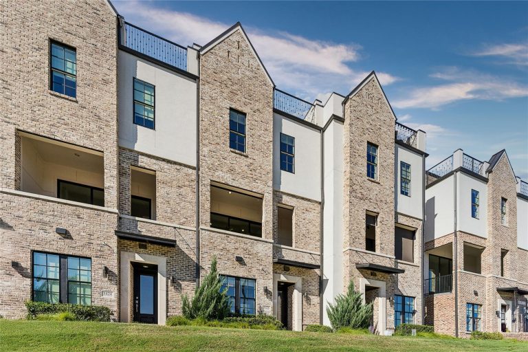 Property Photo of 5428 Tomlinson Drive, Irving 75039 – Home for Sale in Irving
