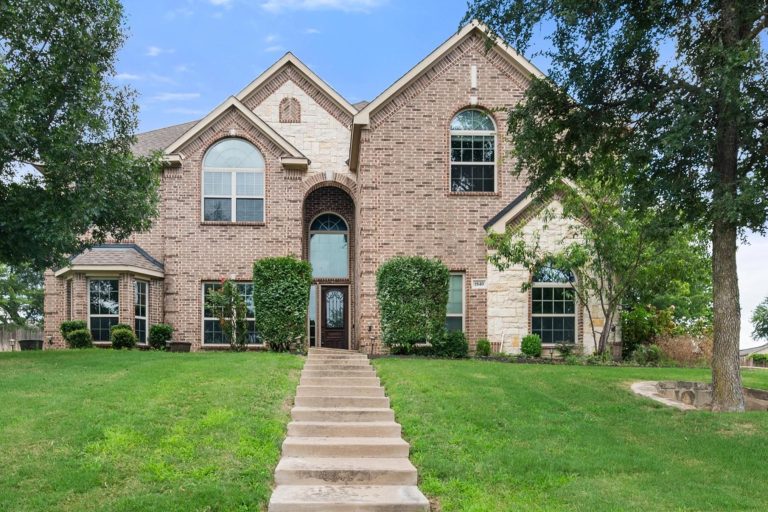Property Photo of 1840 Cotton Creek Trail, Midlothian 76065 – Home for Sale in Midlothian