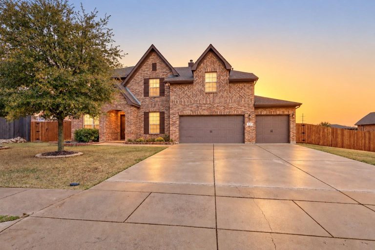 Property Photo of 6116 Lamb Creek Drive, Fort Worth 76179 – Home for Sale in Fort Worth