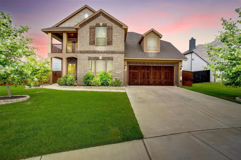 Property Photo of 458 Mesquite Grove Road, Midlothian 76065 – Home for Sale in Midlothian