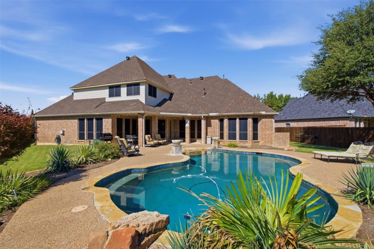 Property Photo of 9204 Hailey Court, North Richland Hills 76182 – Home for Sale in North Richland Hills