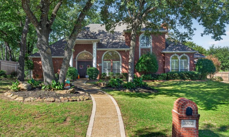 Property Photo of 1002 Chimney Hill Trail, Southlake 76092 – Home for Sale in Southlake